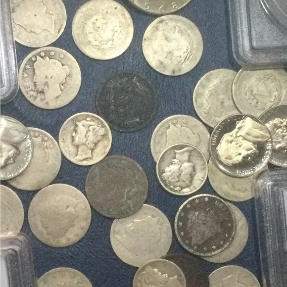 Assorted Coin Collection - Picture 13 of 16